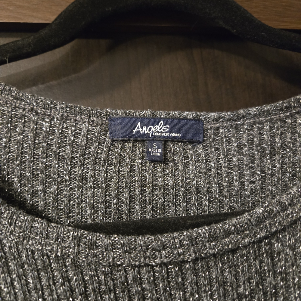 Angels Gray Metallic Sweater Size Small